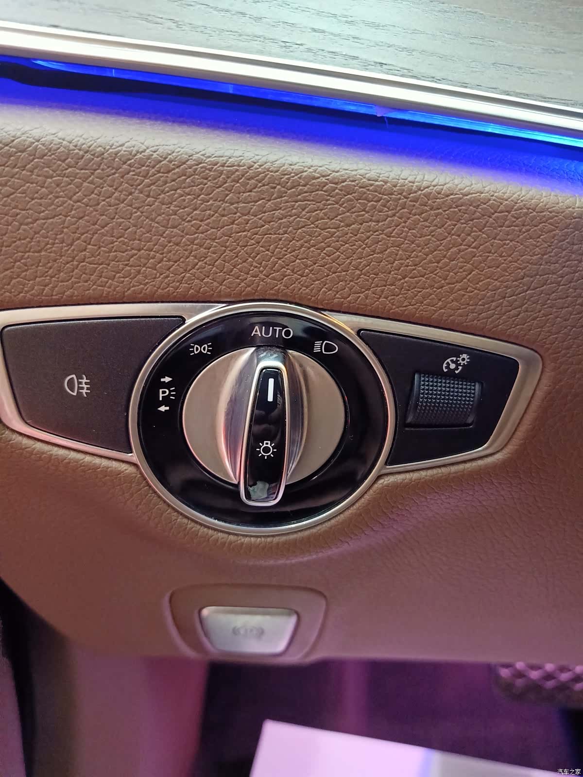 Mercedes-Benz E-Class, 2021 15