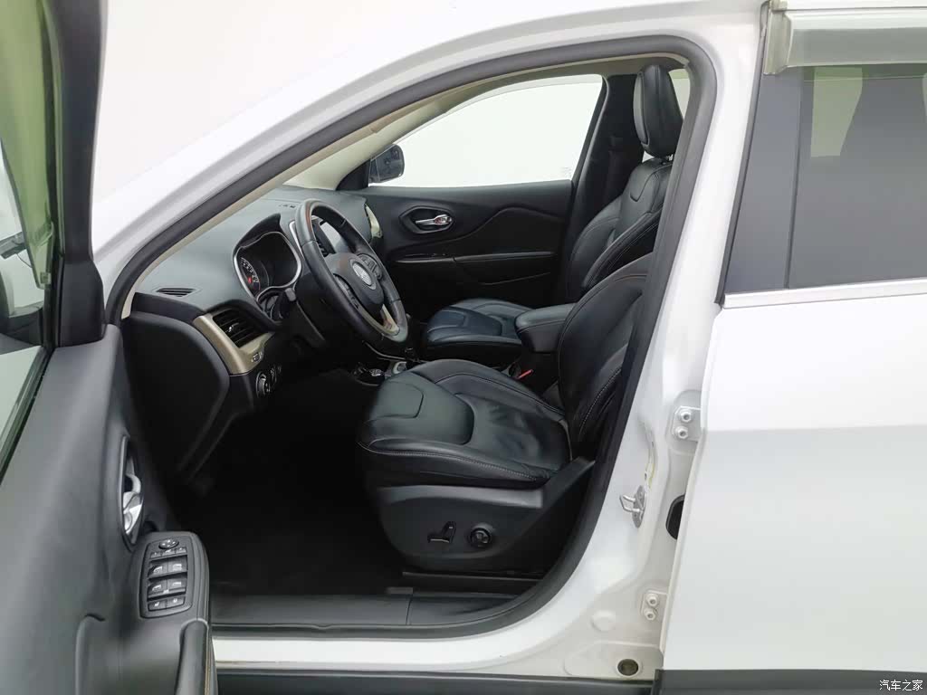 Jeep Cherokee, 2014 10