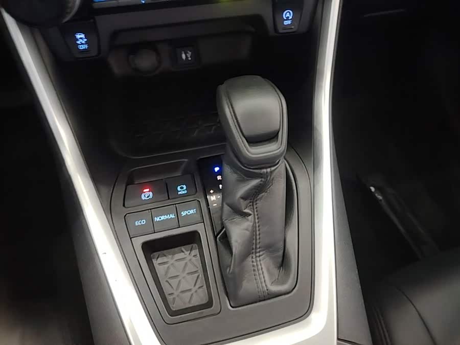 Toyota Wildlander 2020, фото 14