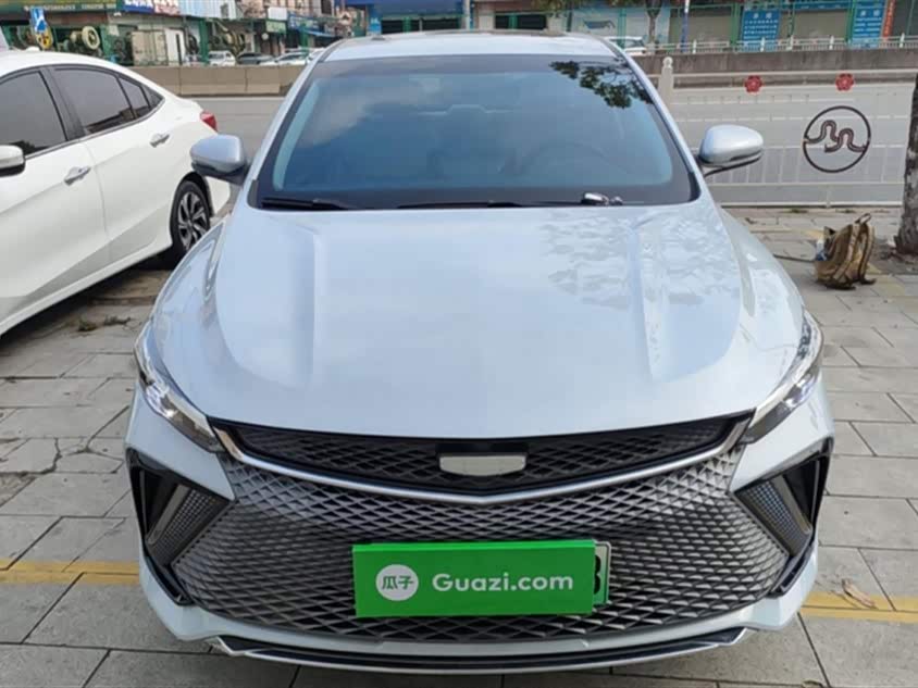 Geely Emgrand L HiP