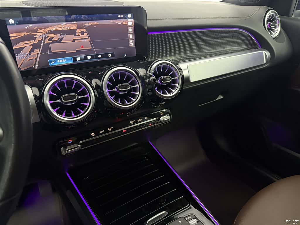 Mercedes-Benz GLB, 2022 18