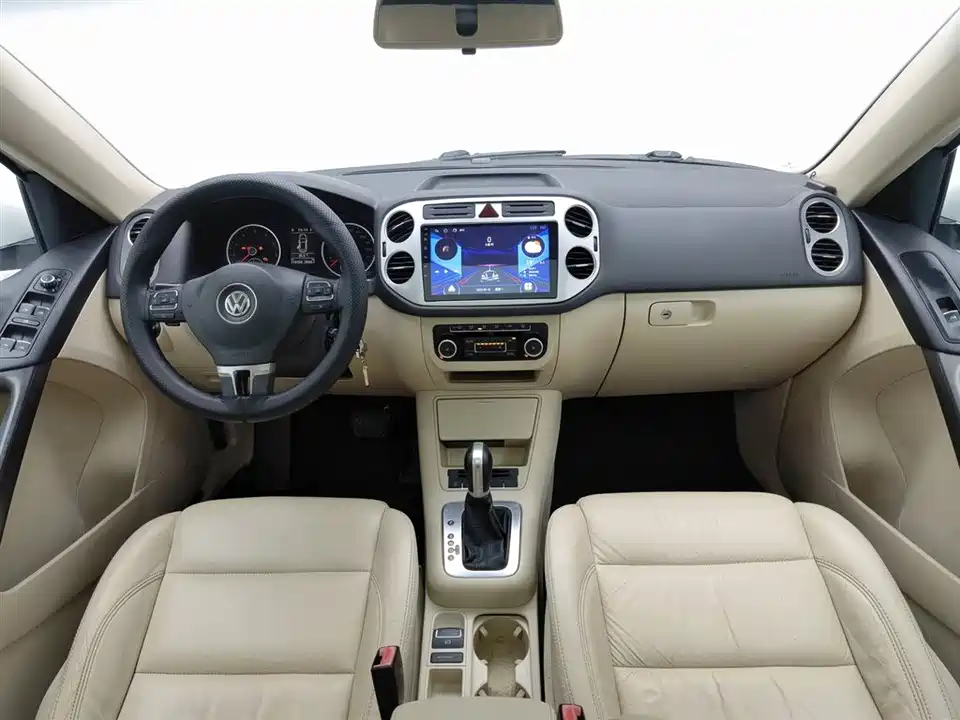 Volkswagen Tiguan Volkswagen Tiguan