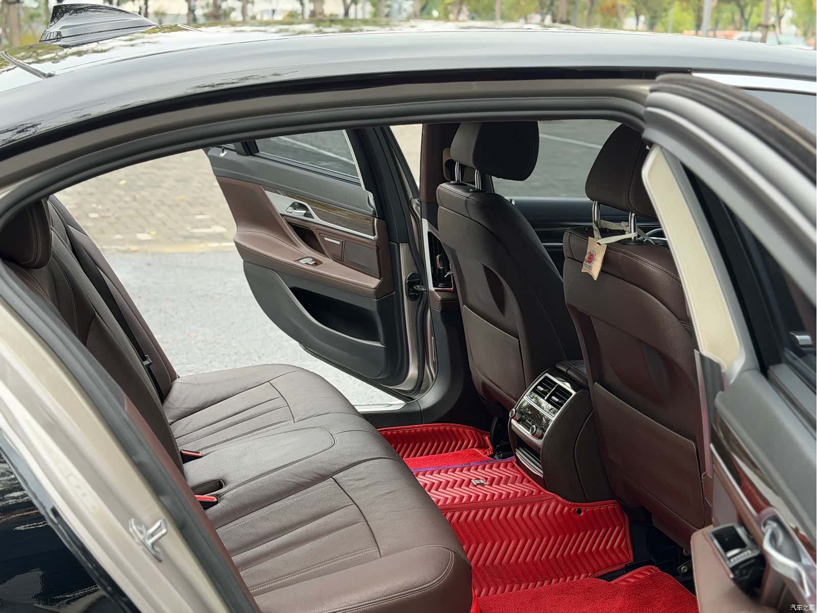 BMW 7 Series, 2017 10
