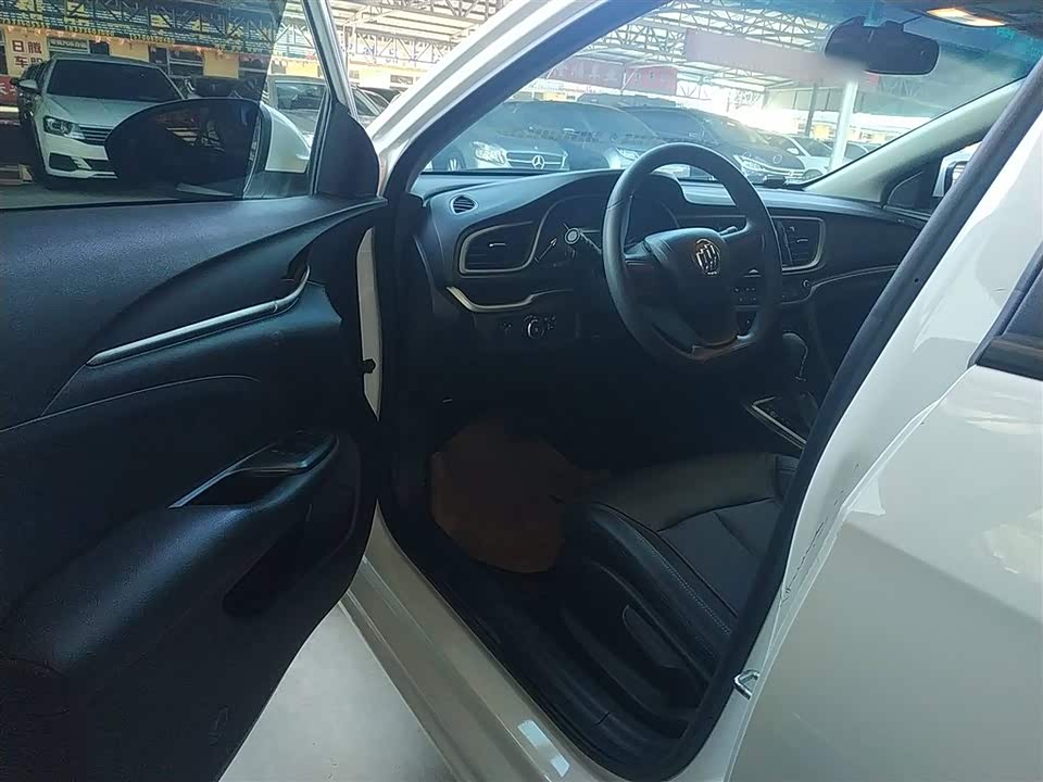 Buick Yinglang