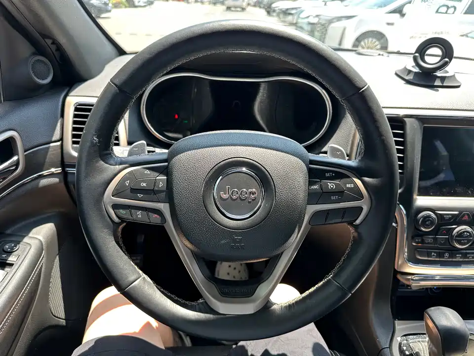 Jeep Grand Cherokee Jeep Grand Cherokee