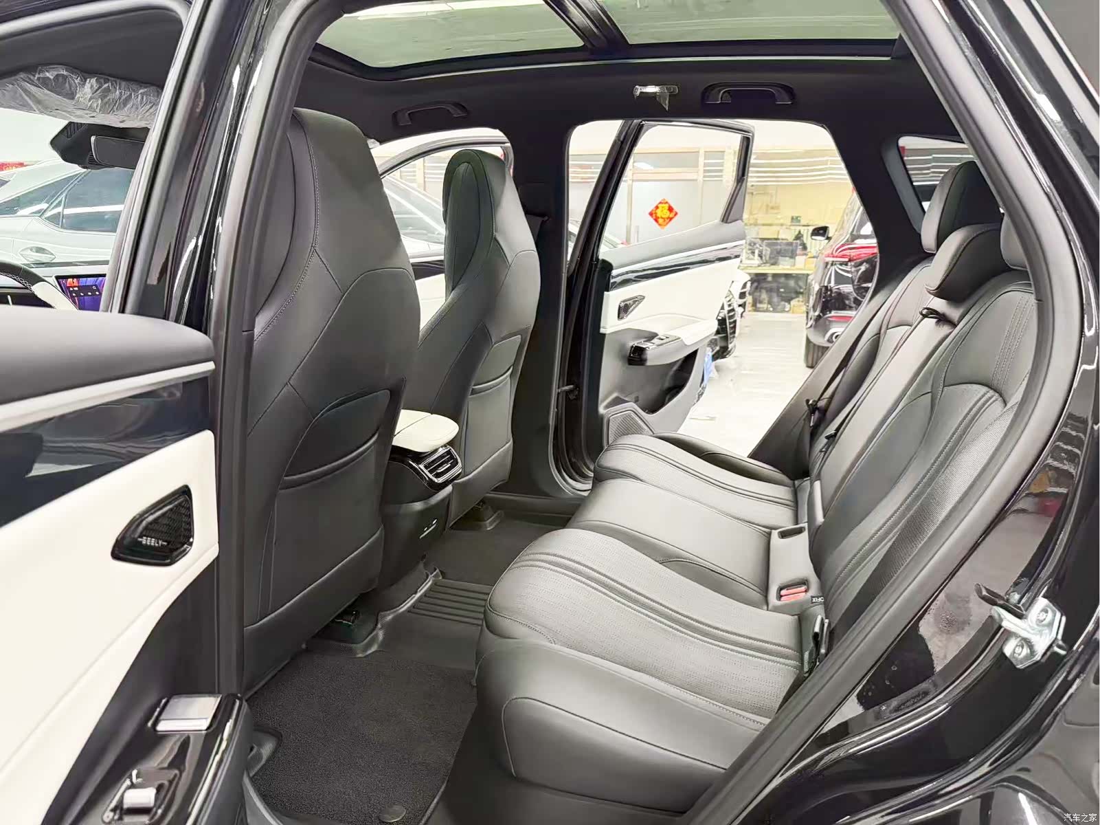 Geely Galaxy L7, 2024 8