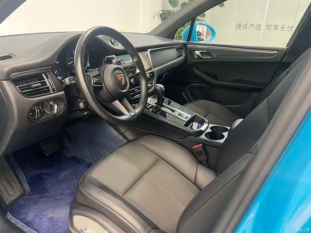 Porsche Macan, 2023 10