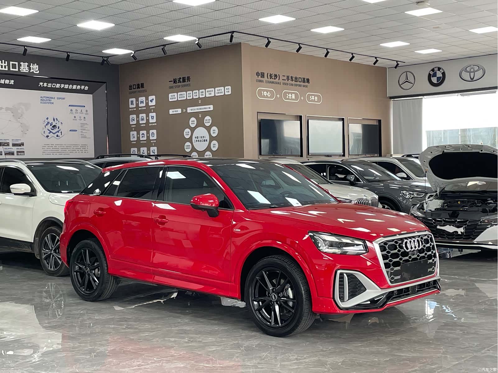 Audi Q2L, 2022 3