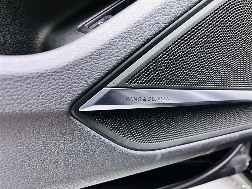 Audi A8L, 2020 12