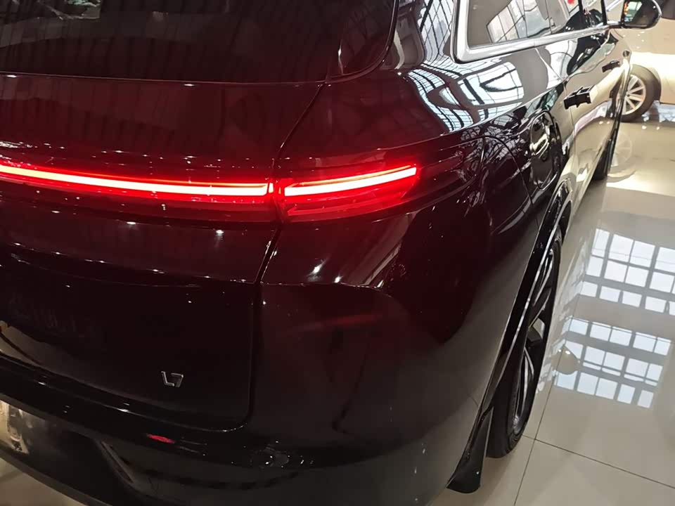 Li Auto Ideal L7