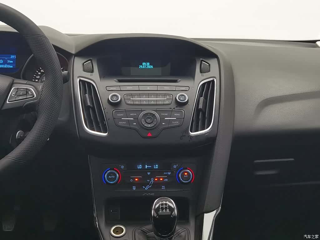 Ford Focus, 2016 12