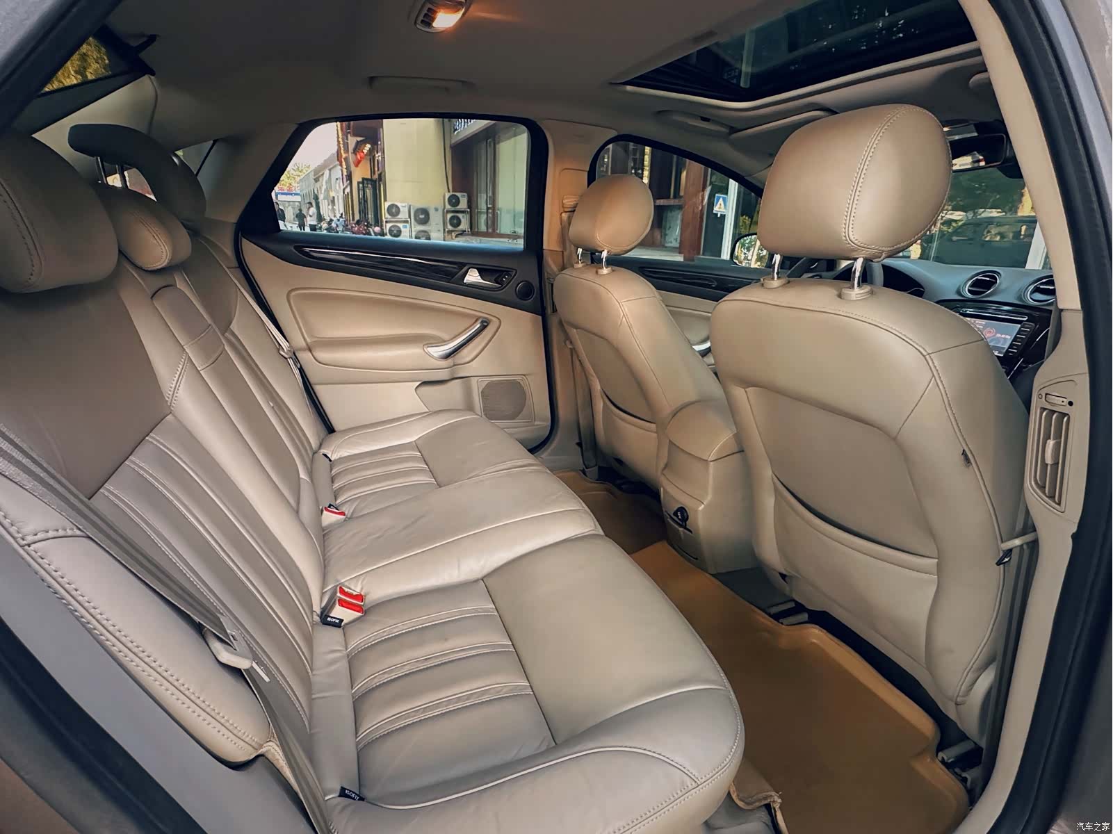 Ford Mondeo, 2012 14