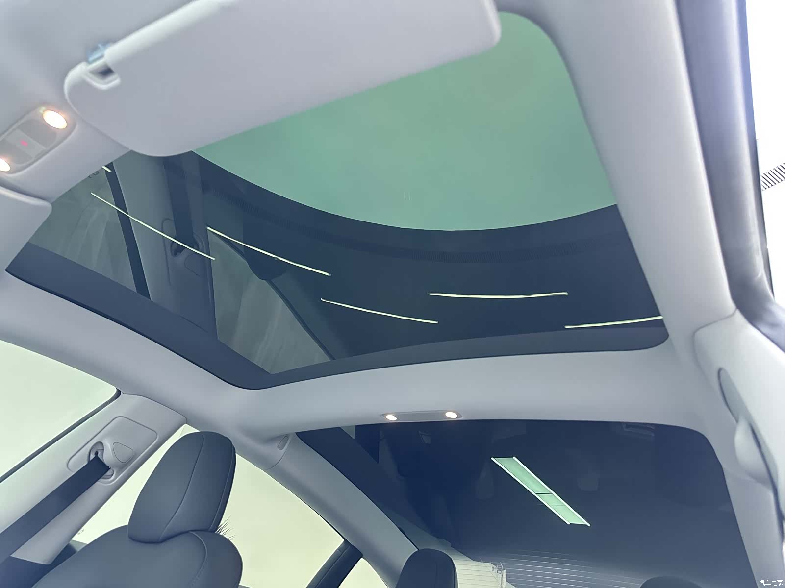 Tesla Model 3, 2022 12
