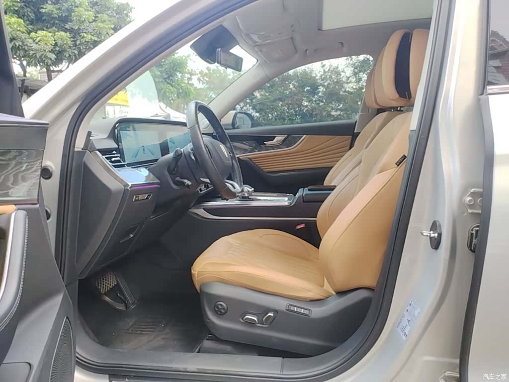 Hongqi HS5, 2023 15