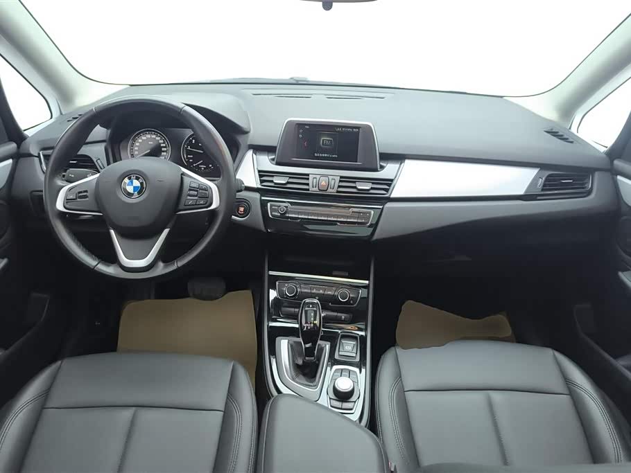 BMW 2 series multifunctional station wagon