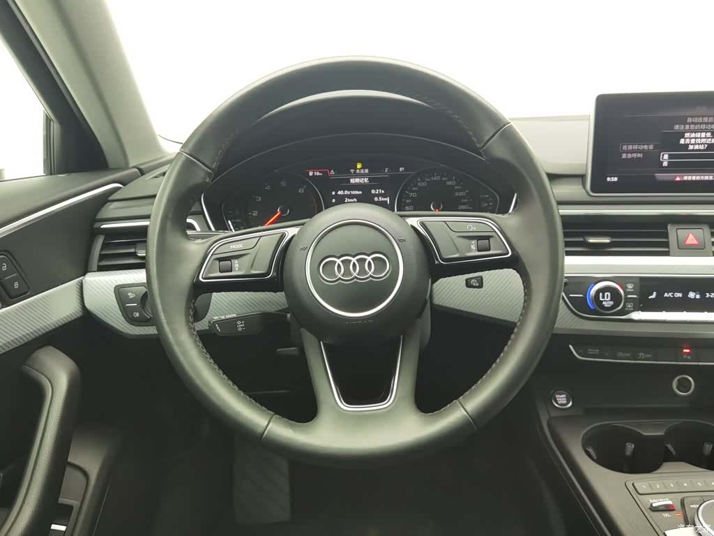 Audi A4L, 2017 11