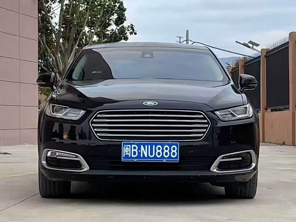 Ford Taurus