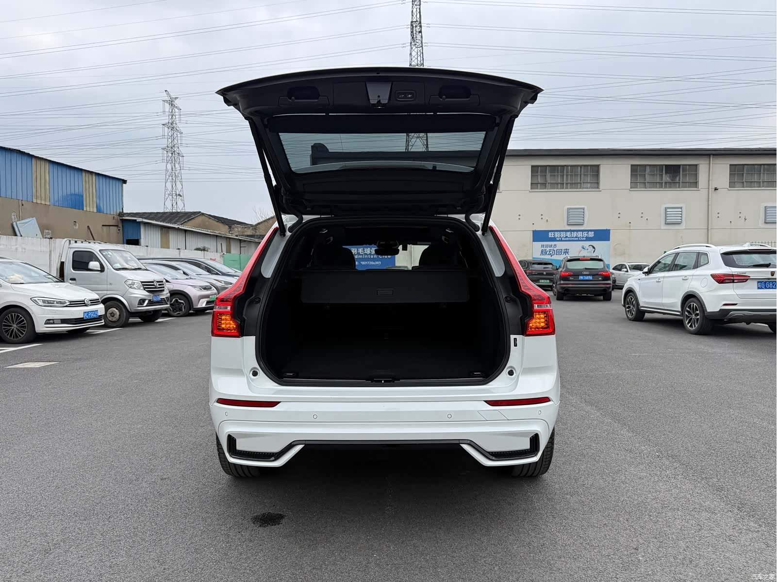 Volvo XC60, 2022 23