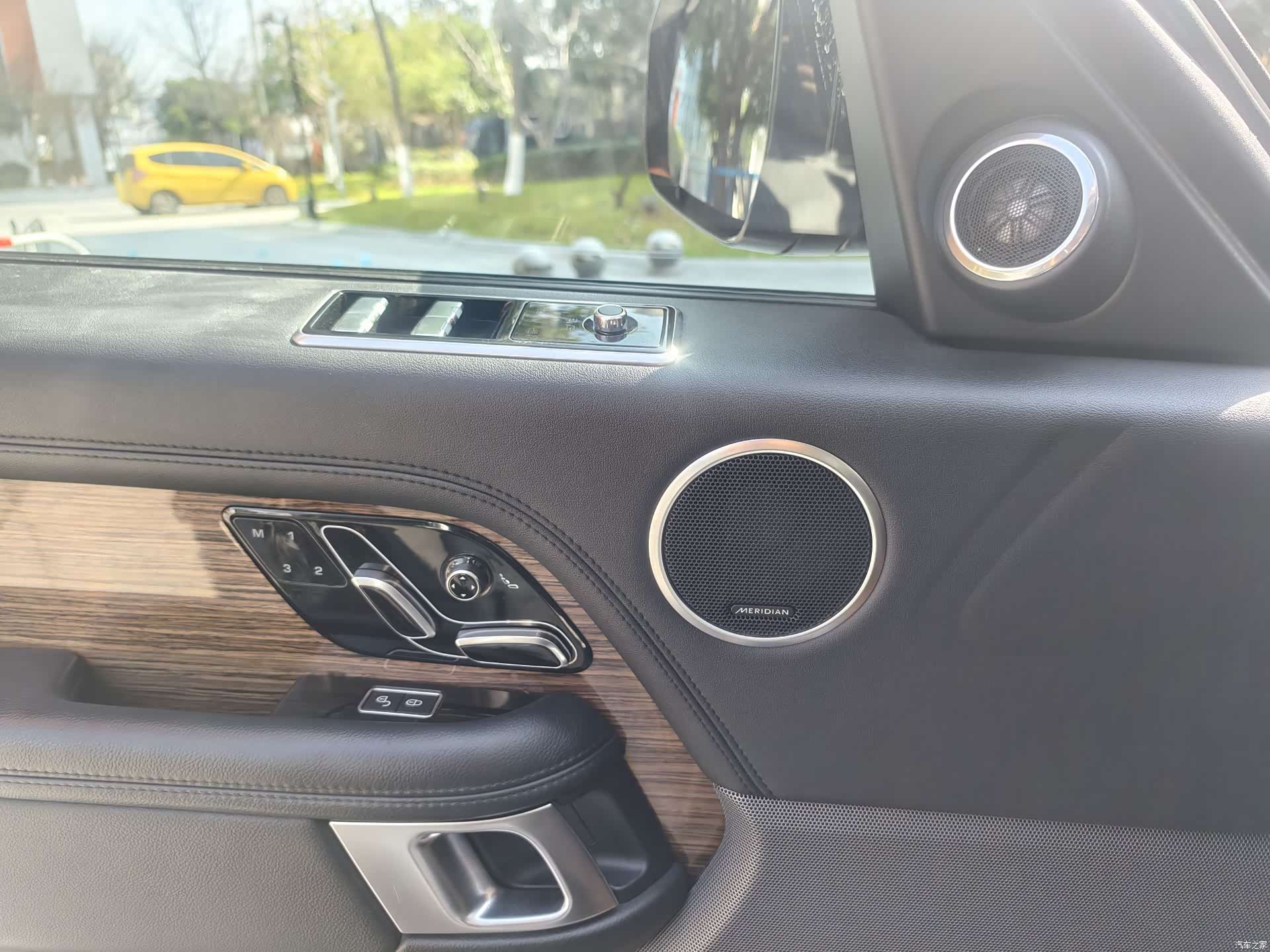 Land Rover Range Rover, 2019 11