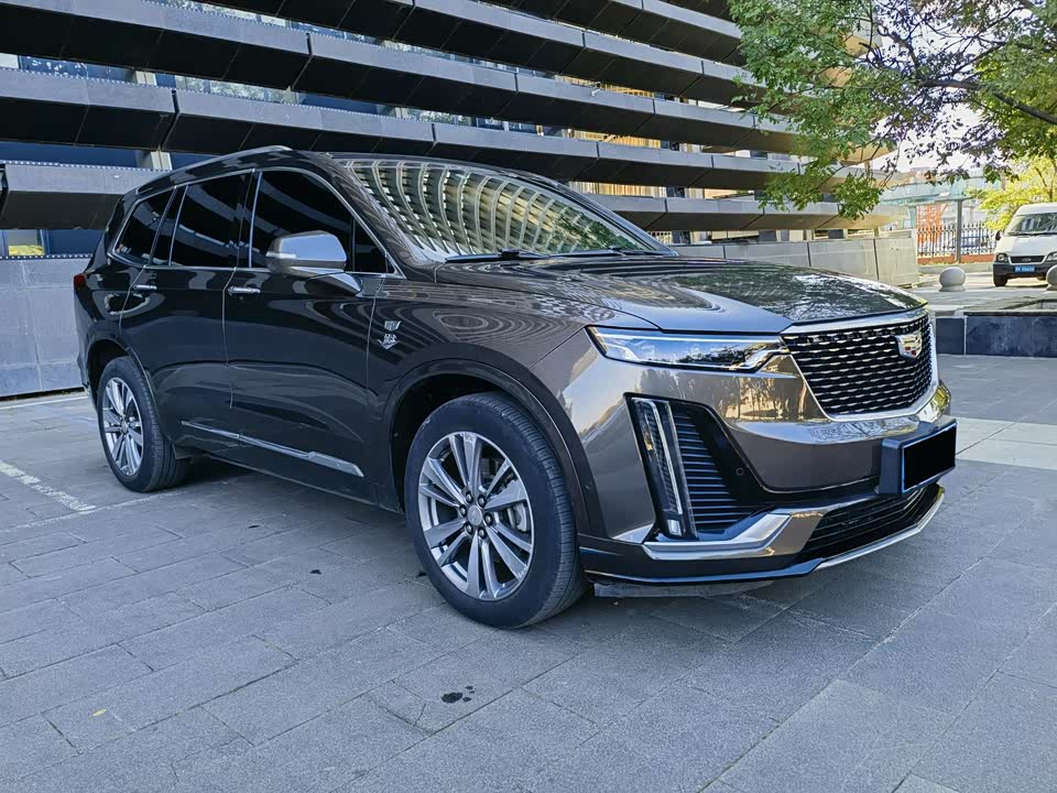 Cadillac XT6