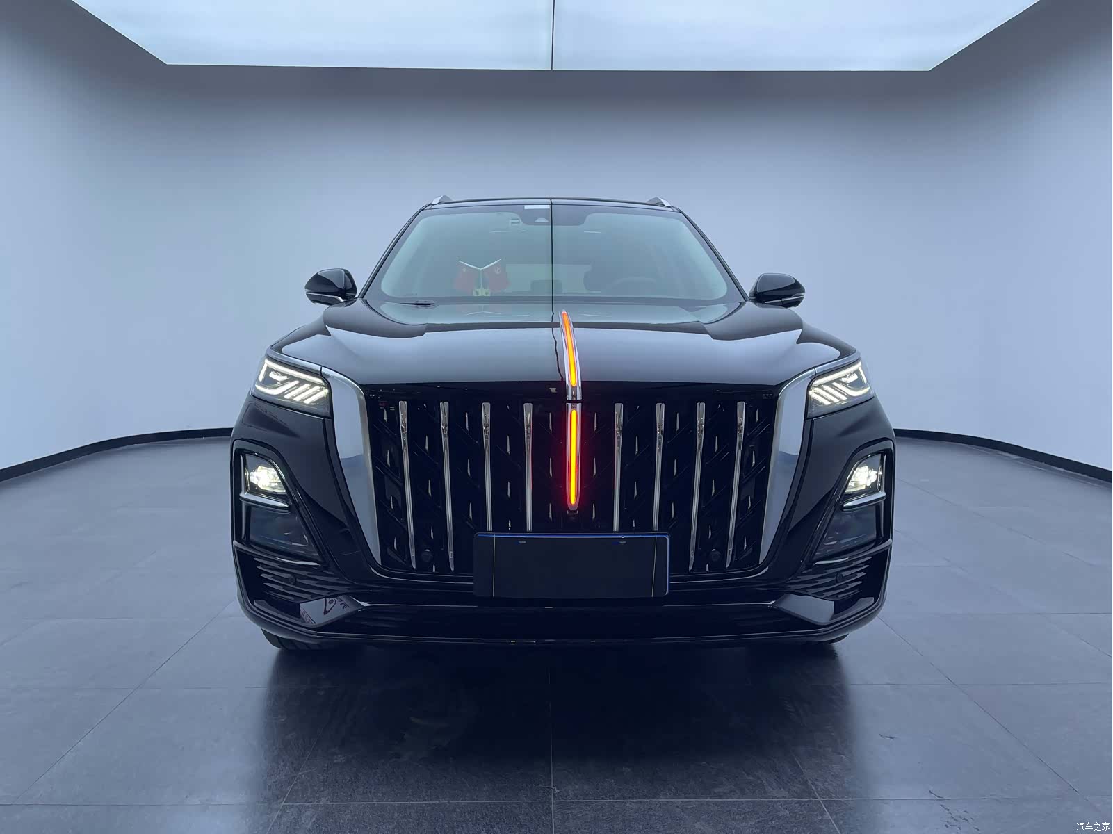 Hongqi HS5, 2023 2