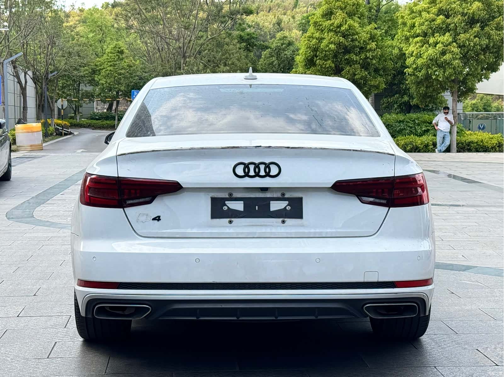 Audi A4L, 2019 9