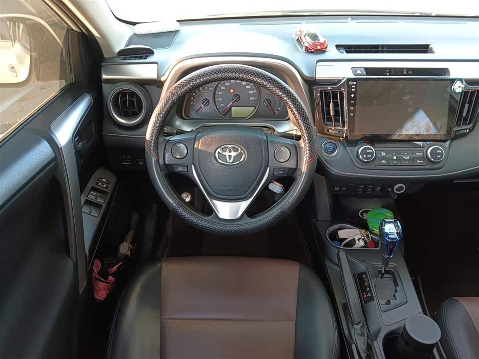 Toyota RAV4 Rongfang