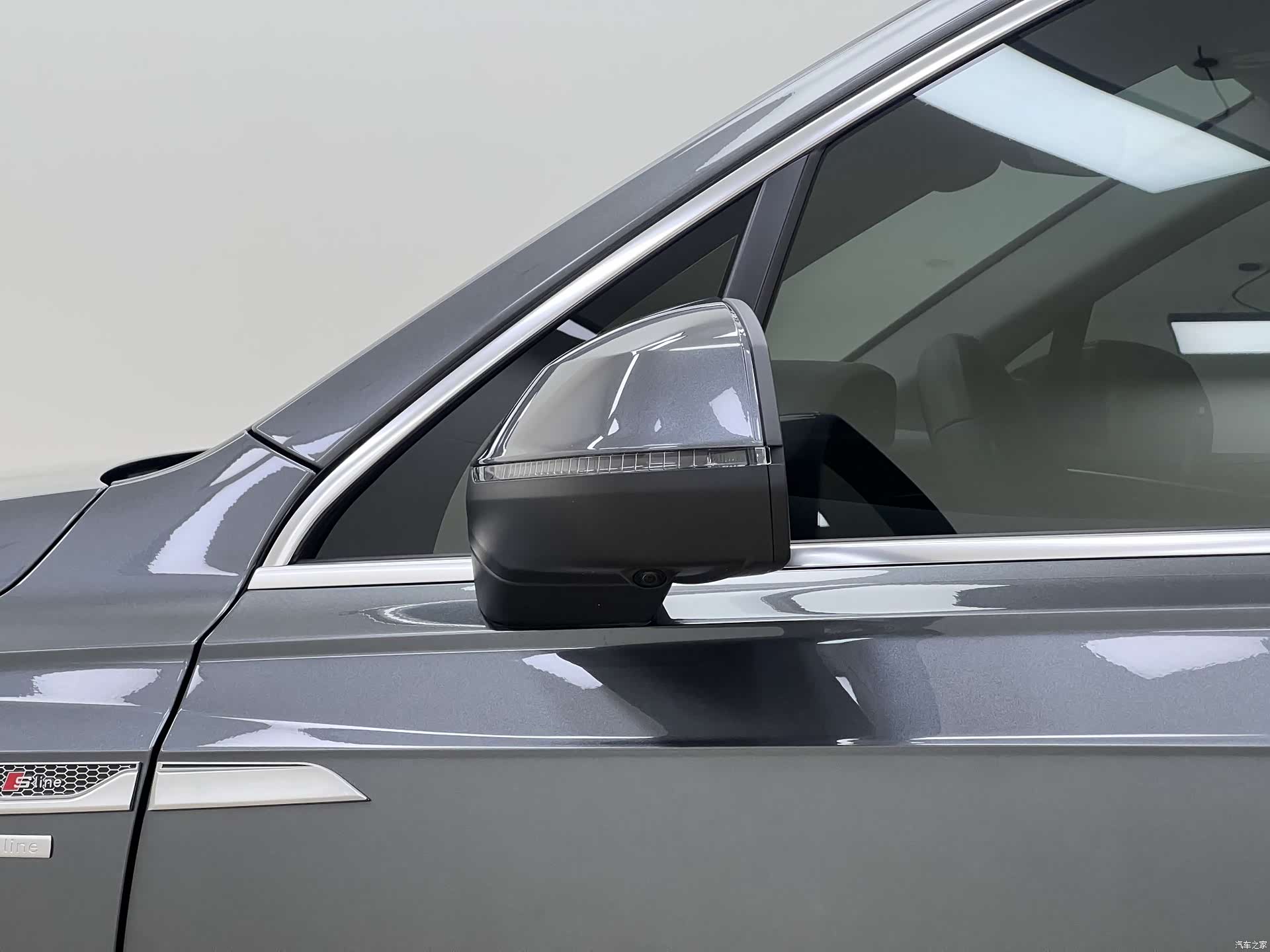 Audi Q7, 2021 10