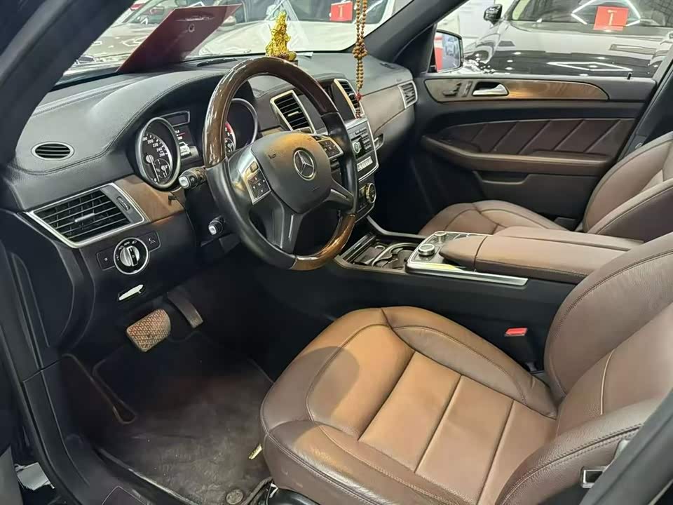 Mercedes-Benz GL grade