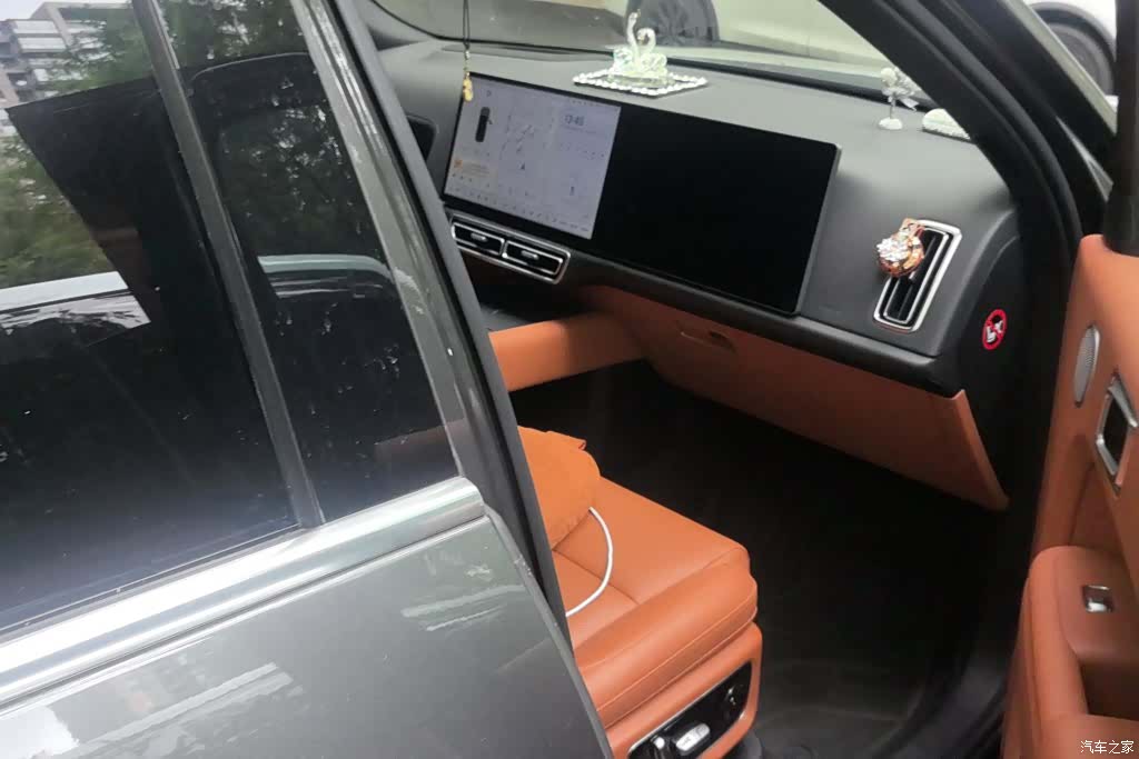 Li Auto L8, 2023 8
