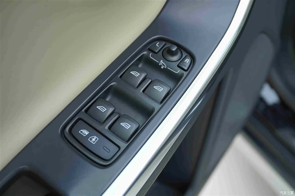 Volvo XC60, 2012 11