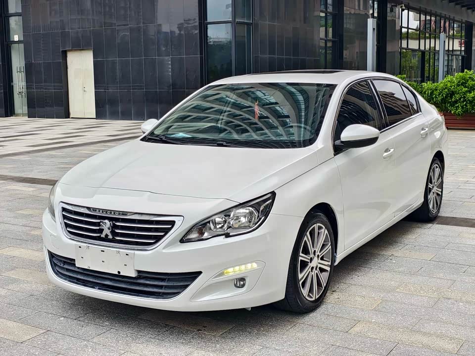 Peugeot 408
