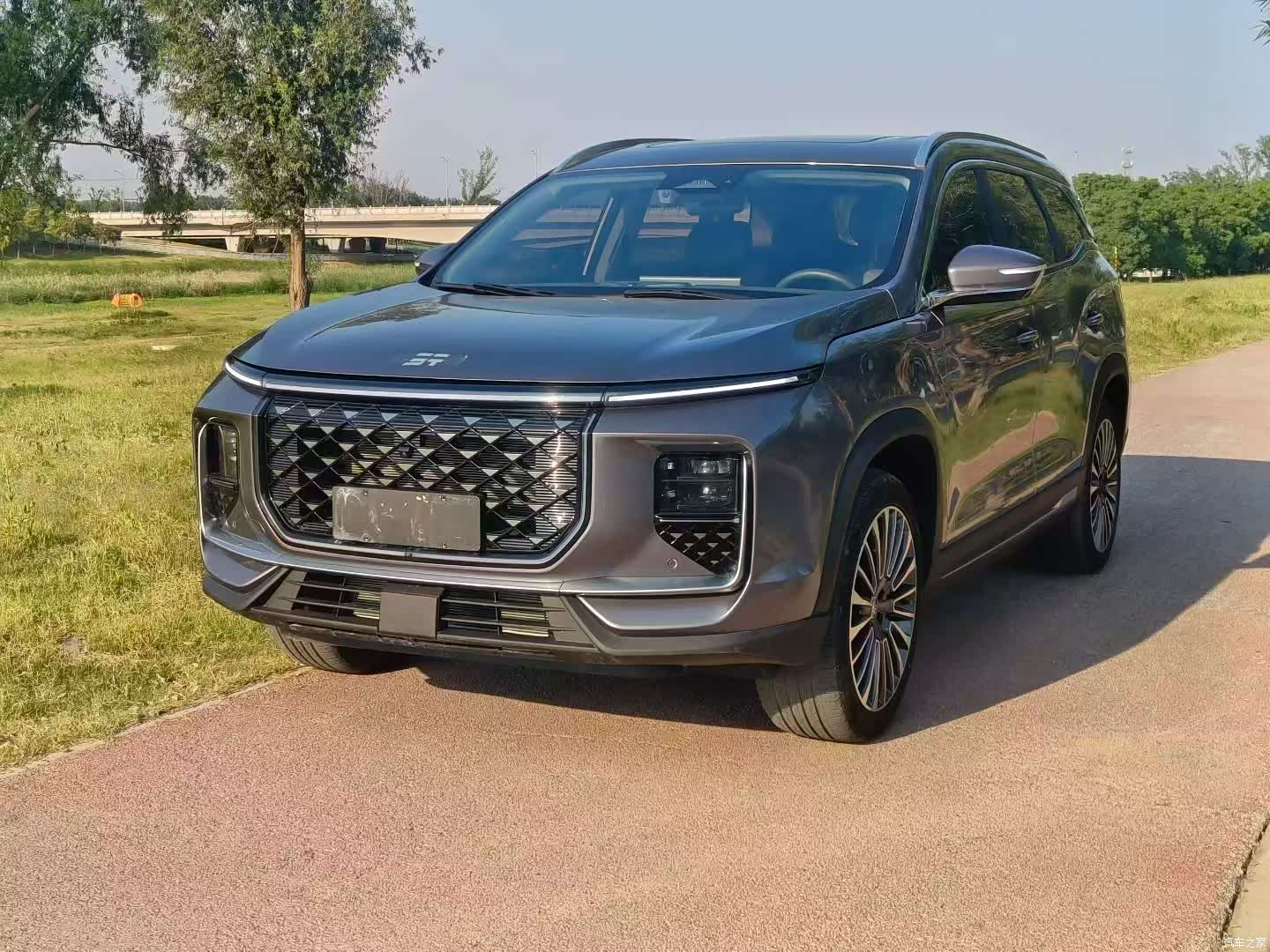 Jetour L9, 2024 1