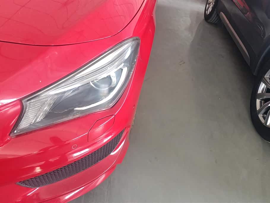 Mercedes-Benz CLA