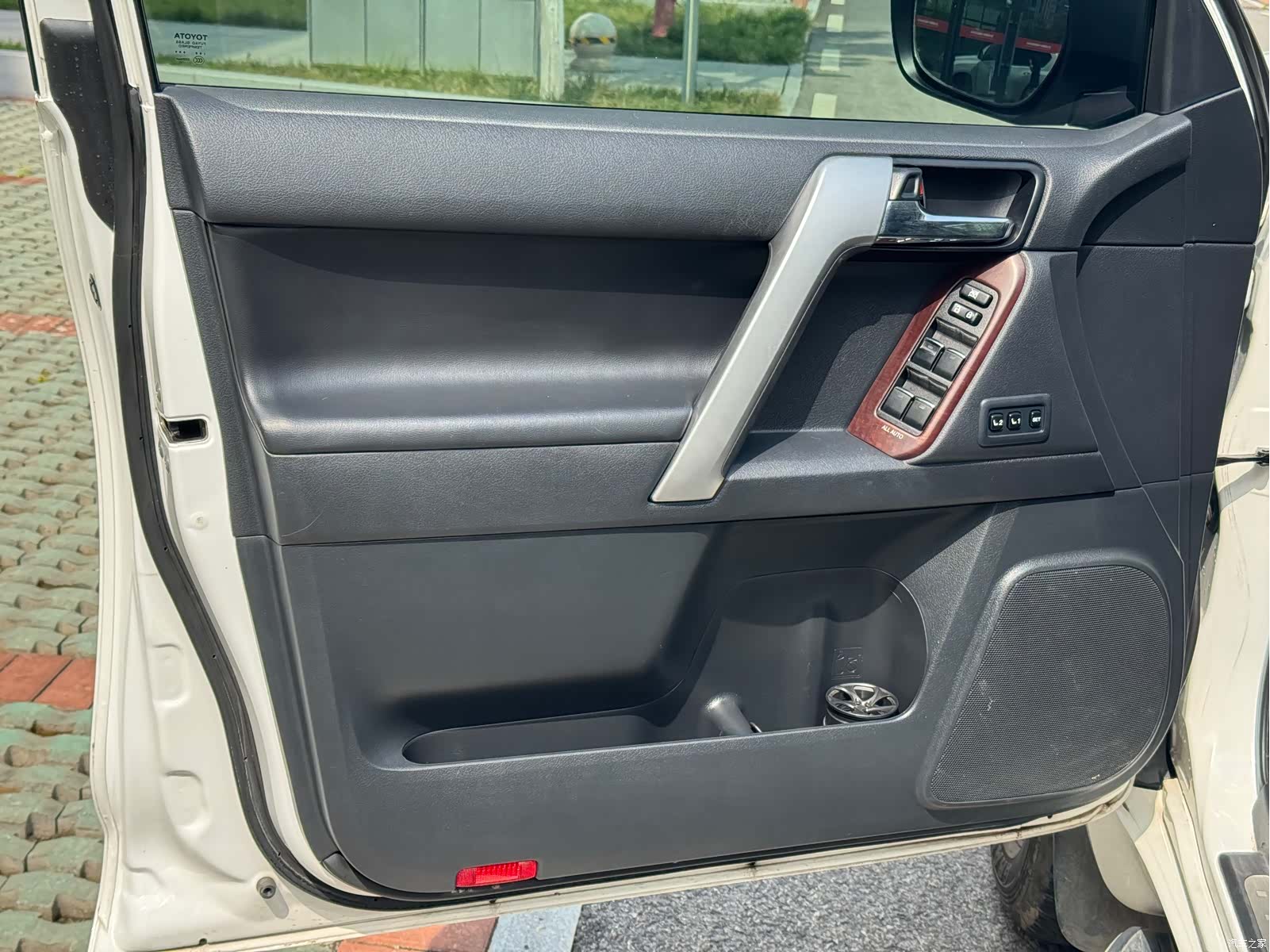 Toyota Prado, 2014 7