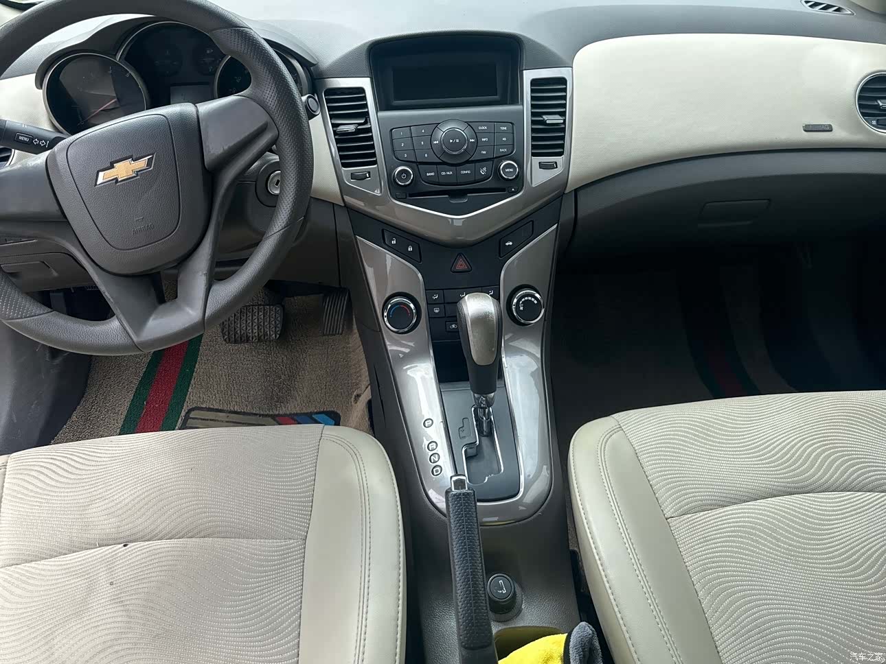 Chevrolet SE, 2015 все фото