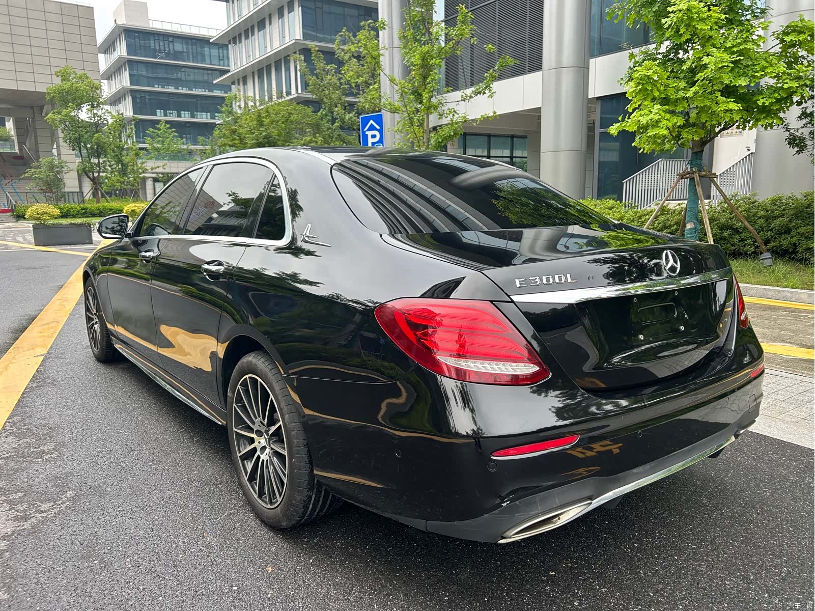 Mercedes-Benz E-Class, 2018 9