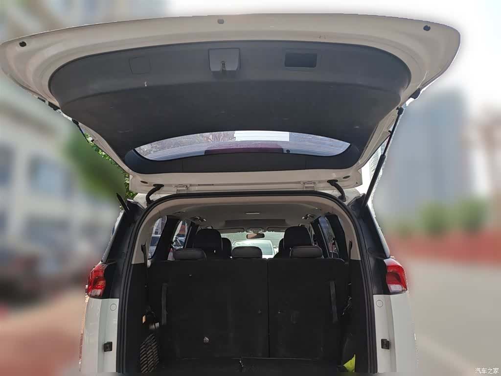 Maxus G50, 2022 10