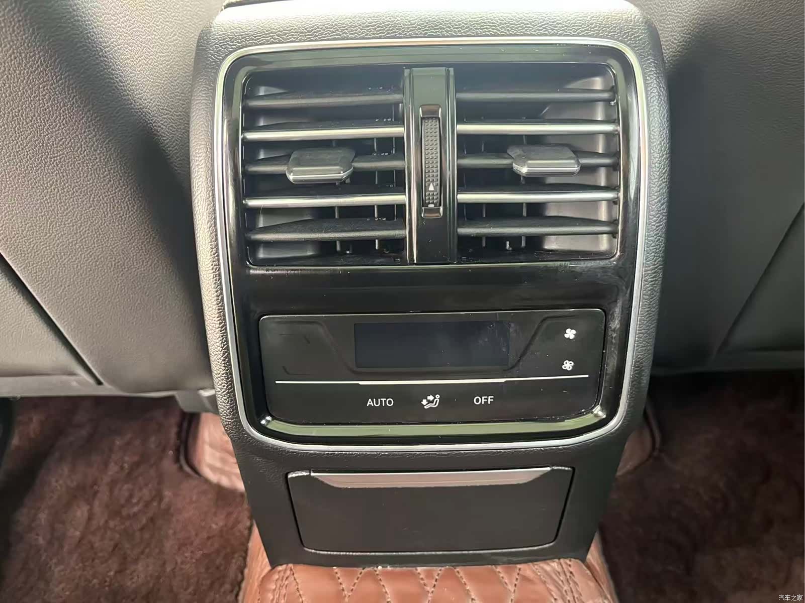 Volkswagen Magotan, 2021 28