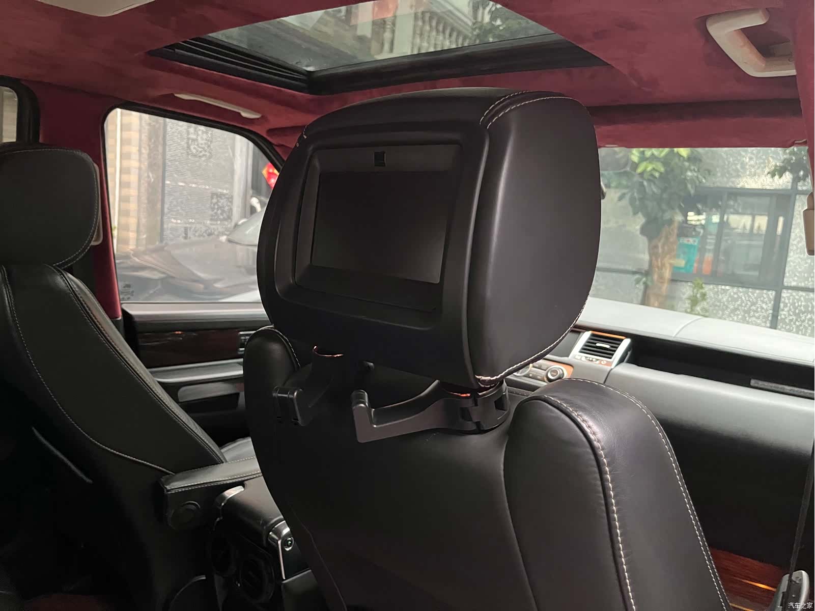 Land Rover Range Rover, 2011 14
