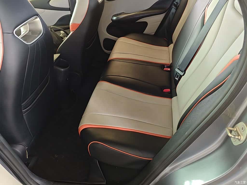 BYD Dolphin, 2022 17
