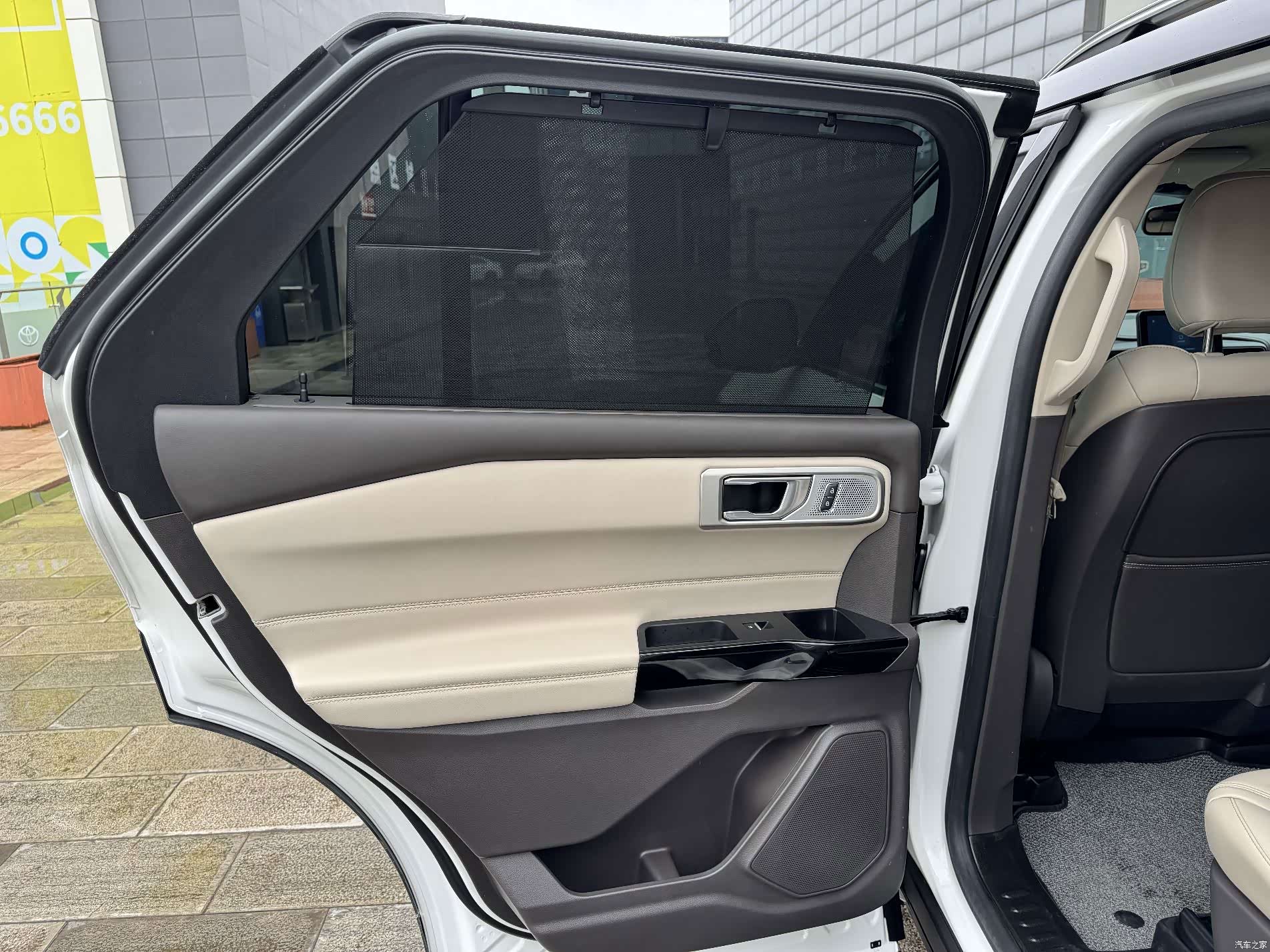 Ford Explorer, 2020 39