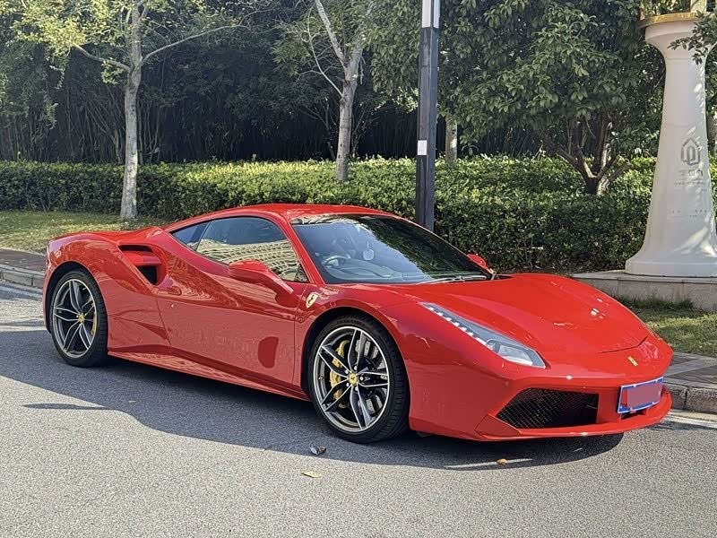 Ferrari 488