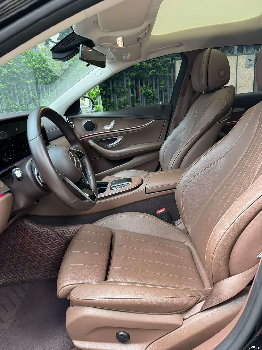 Mercedes-Benz E-Class, 2023 9