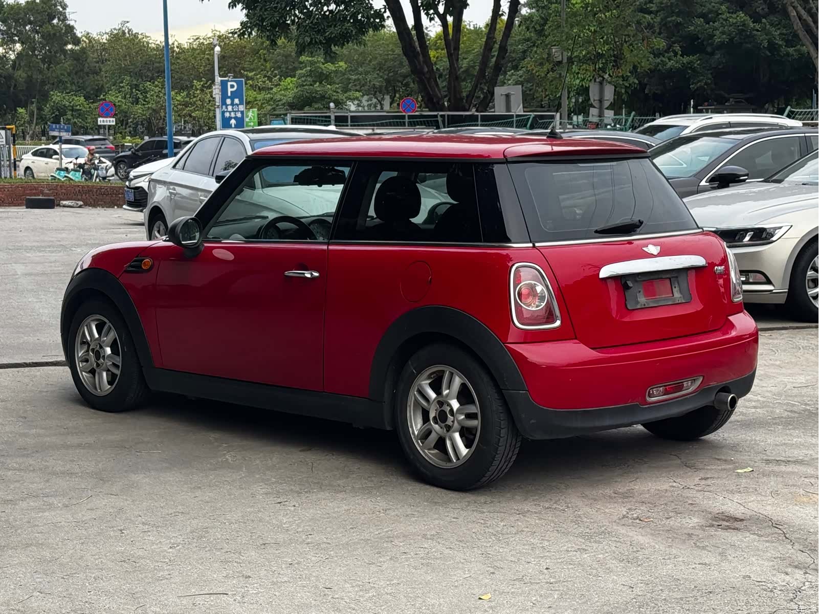 Mini ONE, 2011 13
