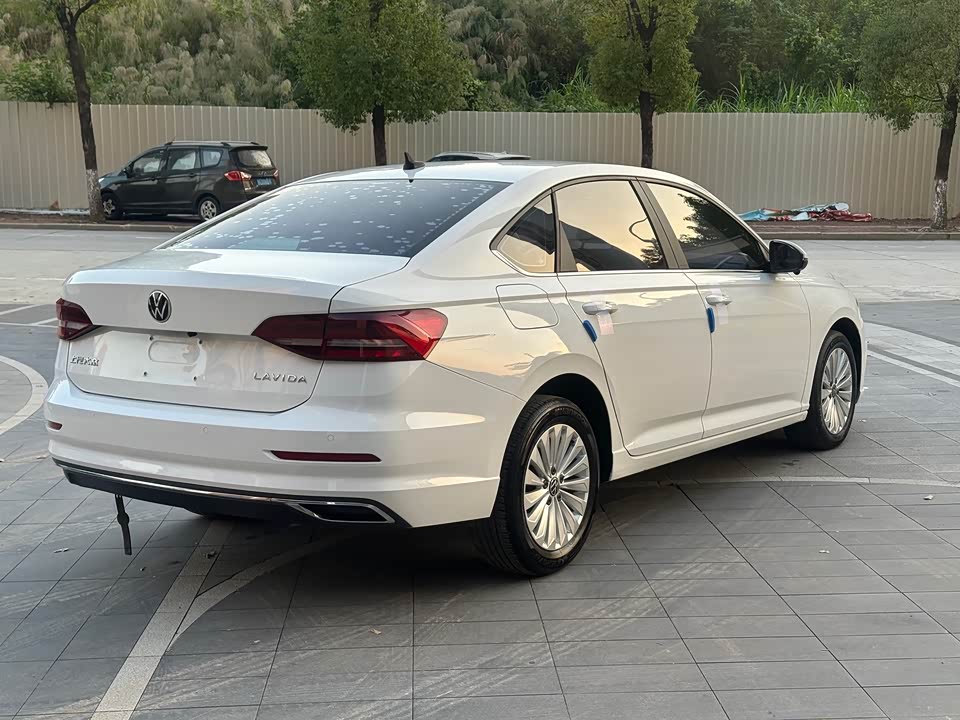 Volkswagen Lavida