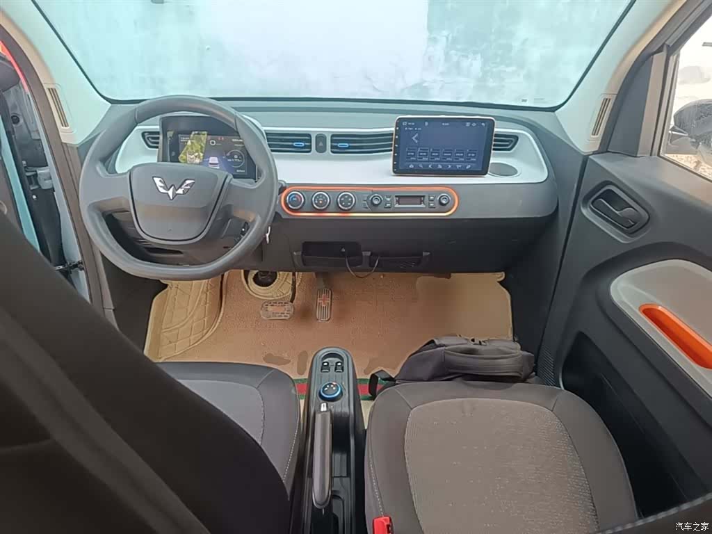 Wuling MINIEV, 2022 10