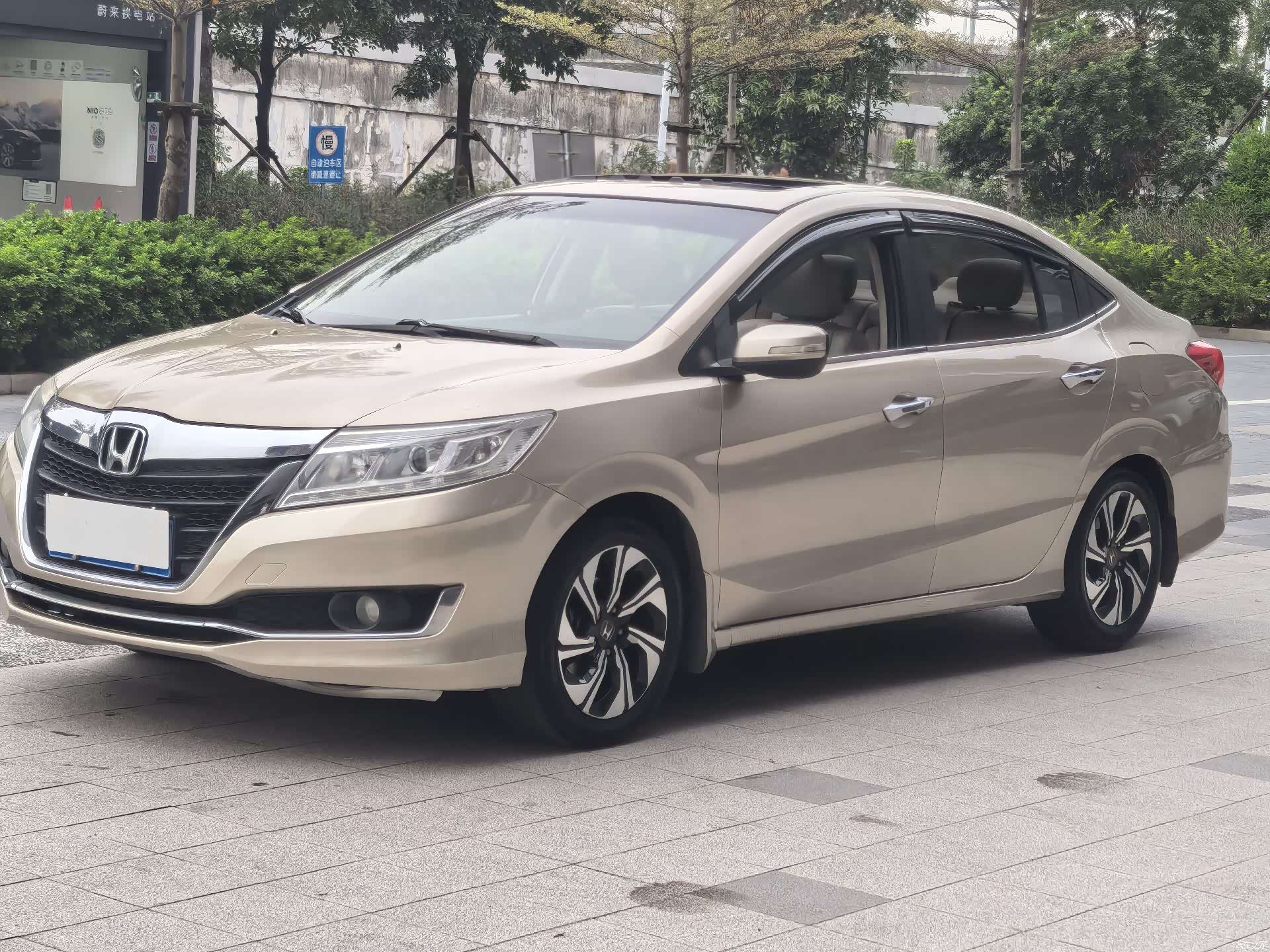 Honda Crider, 2016 1