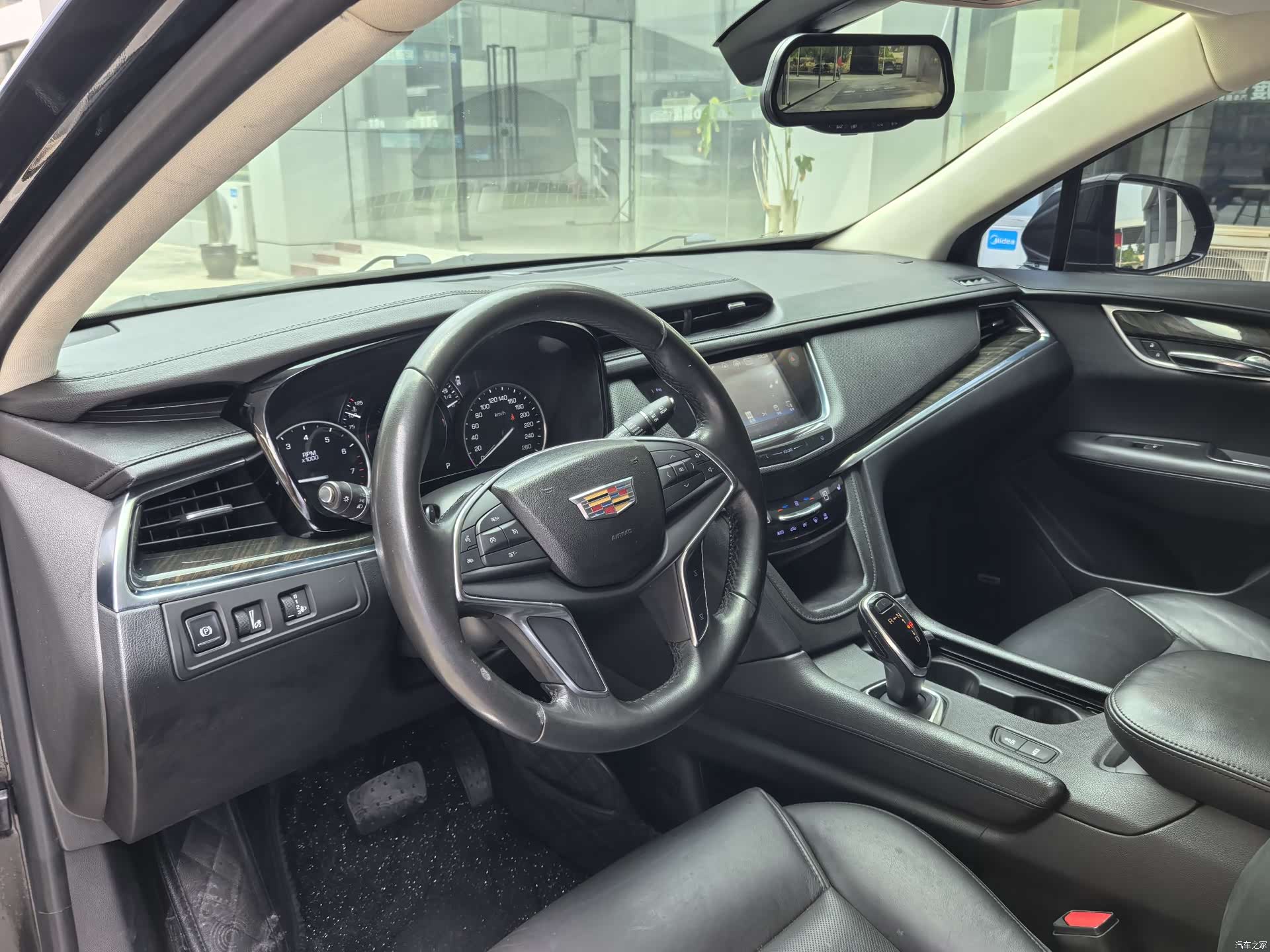 Cadillac XT5, 2017 9
