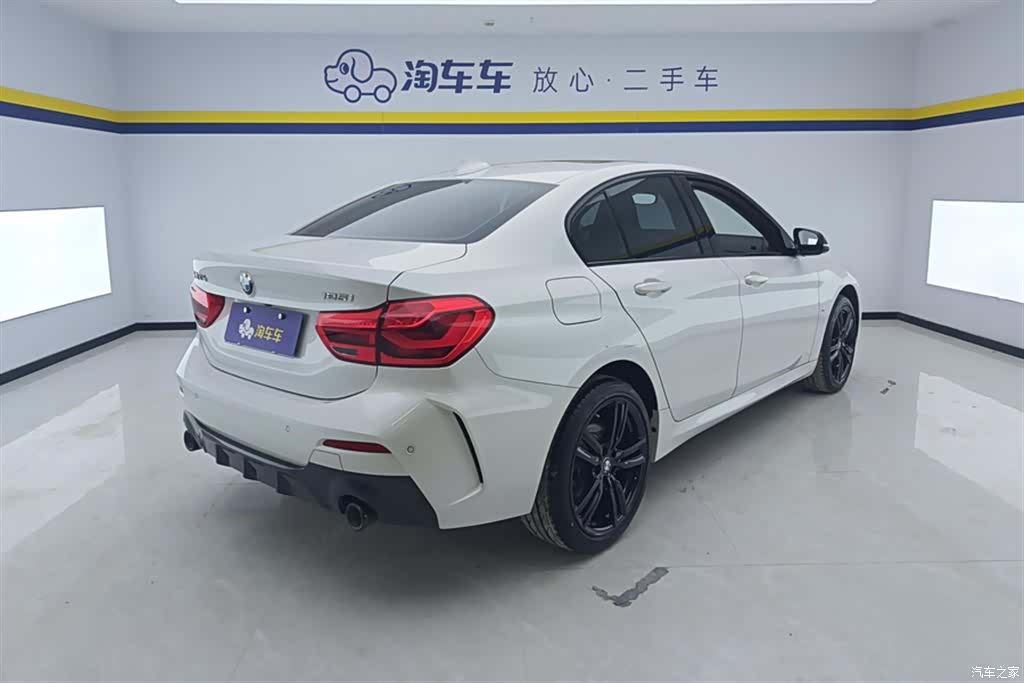 BMW 1 Series, 2021 3